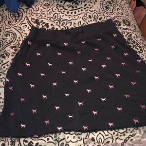 Black dog skirt! Worn once!